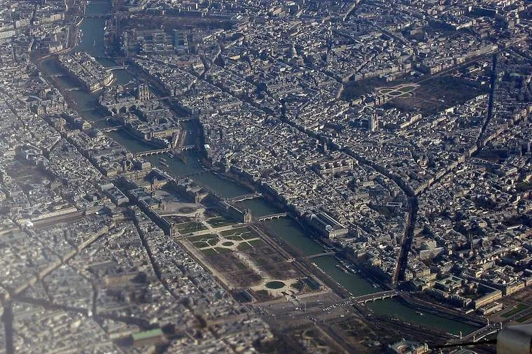 Vue aérienne de l'île de la Cité et de la Seine à Paris